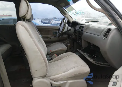 2002 Toyota Tacoma Base V6 z USA, uszkodzony, nr VIN 5TEHN72N82Z024541